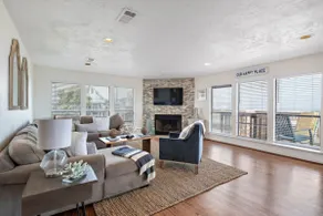 Private Beachfront House with Stunning Water Views - Image 2