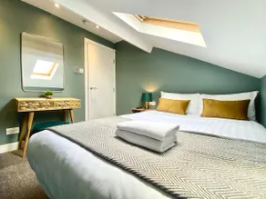 Stunning 2 Bedroom Apartment in Liverpool - Image 3