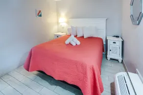 First Floor,Direct Oceanfront,Beautiful Decor,Nice - Image 3