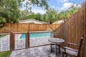 2 Bedroom Condo, Big Pool - Image 2