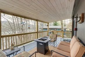 Nantahala Lake Family Home w/ Private Dock & Views - Image 2