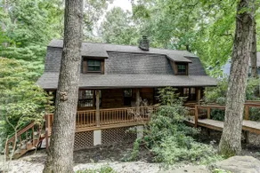 Charming Renovated Cabin with Fireplace - Image 4