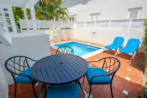 Private Pool, 3 mins from Beach - Turtle View 2 - Image 3