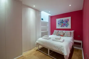 A Hint of Pink - Image 5