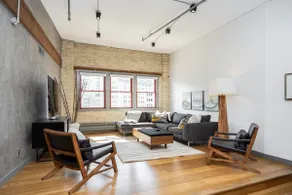 Loft Penthouse/2 BDRM/🔝 Floor+24/7 Heated Parking - Image 3