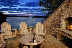 Unbeatable Views, Luxury Lakefront, Deluxe Dock - Image 2