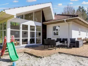 8 Person Holiday Home in Hojslev-by Traum - Image 2