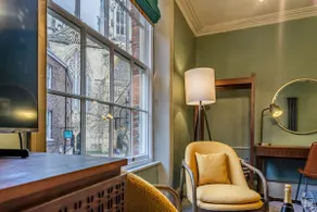 19 High Petergate - Next to York Minster - Image 4
