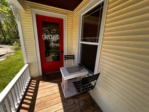 Oar-Chard House • South Haven • Sleeps 9 - Image 4