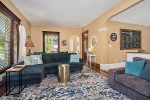 Oar-Chard House • South Haven • Sleeps 9 - Image 5