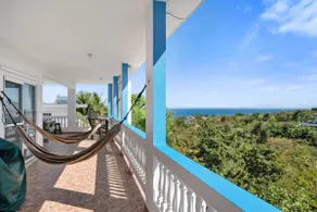 Apt Vista del Mar Terrace - Ocean Views & Pool Table - Image 4