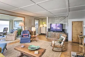 Gas Fire Pit, Views & Beach Access: Waterfront - Image 5