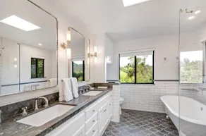 Sonoma Hilltop Estate With 3 Bedrooms And Pool - Includes Wine Tasting Passport - Image 2
