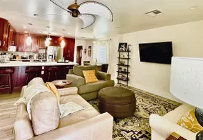 Tempe Downtown Stunner, 1-story, Yard, ASU 1/2 mi. - Image 5