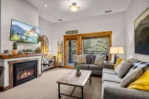 Wonderful views/AC for hot summer days! - Image 2