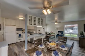 Minutes from Downtown Hilo, Sleeps 6 - Image 5