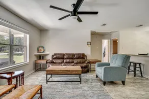 Granbury Cottage, Steps to Lake & Dock! - Image 4