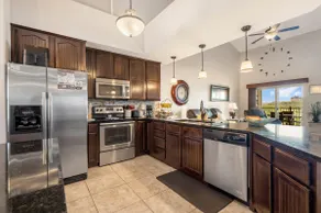 Incredible Lake View Condo - Balcony & Sunroom! - Image 3