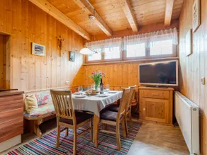 Cosy apartment in a quiet location - Image 2
