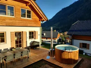 Cottage with sauna, hot tub and lounge set - Image 2