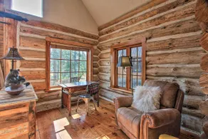 ‘Snow Pine Retreat’ - Remote Crescent Log Cabin! - Image 4