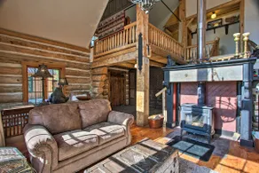 ‘Snow Pine Retreat’ - Remote Crescent Log Cabin! - Image 3