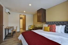El Peñón Gem | 3-BR Comfort + A/C | Walk Anywhere | - Image 3