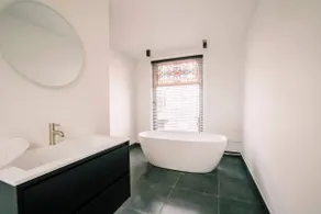 XXL Loft with bathroom located in the City Villa Tilbu - Image 4