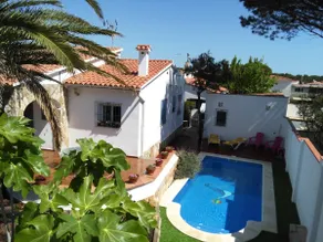 Delightful Villa close to the beach - Image 5