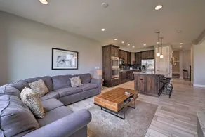 Modern Huntsville Resort Retreat w/ Deck & Hot Tub - Image 4