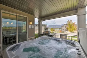 Modern Huntsville Resort Retreat w/ Deck & Hot Tub - Image 3