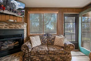 Tree Top 19, Snowpeak 2 Bedroom Spectacular Townhome Slope Side - Image 3