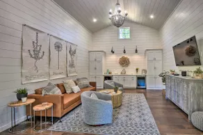 Blue Ridge Cottage: Modern Solace in the Mountains - Image 5