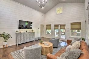 Blue Ridge Cottage: Modern Solace in the Mountains - Image 4