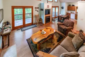 The Lazy Bear Retreat-Open Large Wrap Around Deck - Gas Grill - Gas Fireplace - Image 5