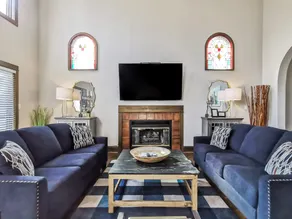 Luxury Plaza House.  Amazing Property. - Image 2