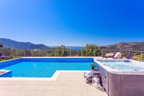 Villa Flora mit 53 m2 privatem Pool, Whirlpool, Sauna, Kino und 4 Schlafzimmern mit Bad - Image 2