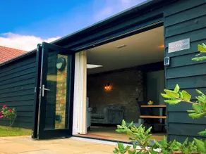 Cottage-Standard-Bagno privato con doccia-Vista sul cortile-Premium three bed... - Image 2