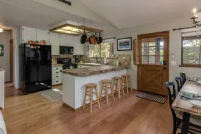 PRIVATe Lake access, A/C, GENERaTOR, WiFi, King - Image 4
