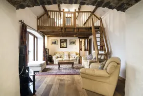 Orchard Cottage - Luxurious Barn Conversion - Beavers Hill - Image 5