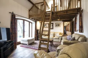 Orchard Cottage - Luxurious Barn Conversion - Beavers Hill - Image 4