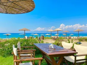 Asteraki Poolside Apartment by DadoVillas - Image 3