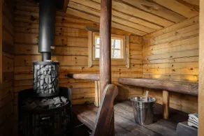 Holiday home with outdoor Jacuzzi and Sauna - Image 4