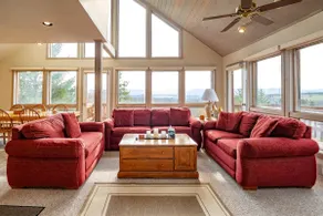Viewtopia - Beautiful Views, Hot Tub, Smart TVs - Image 3