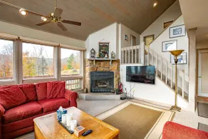Viewtopia - Beautiful Views, Hot Tub, Smart TVs - Image 4
