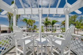 Cozzi Cottage located only steps to the white sandy beaches complete with rooftop terrace - Image 4
