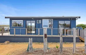 Ocean View Getaway - Image 2