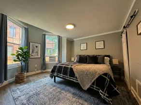 The Grayson at Park Place- cozy and fully updated with King bed free coffee and fast WIFI - Image 4