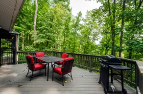Secluded Oasis w Hot Tub, Screened-in Porch, WiFi! - Image 4