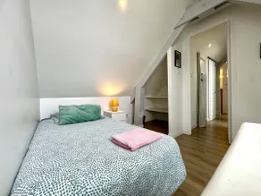 Spacious duplex • Ideal for families & pros • 2 bathrooms - Image 5